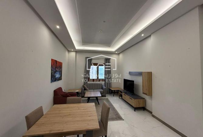 982247 - Property Image 3