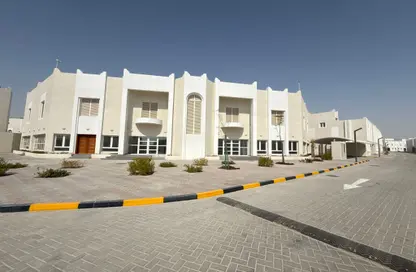 Villa - 6 Bedrooms - 6 Bathrooms for rent in Muraikh - AlMuraikh - Doha