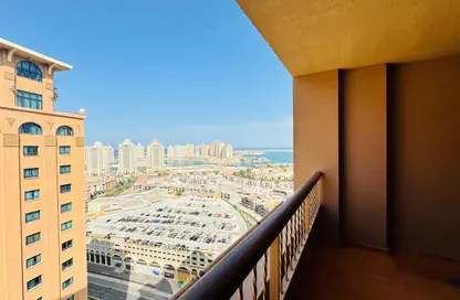 Apartment - 2 Bedrooms - 4 Bathrooms for rent in West Porto Drive - Porto Arabia - The Pearl Island - Doha