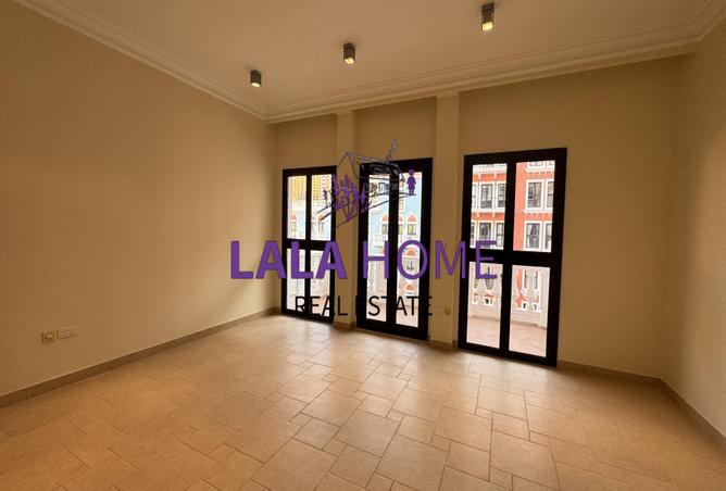 935859 - Property Image 3