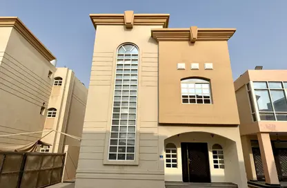 Compound - 4 Bedrooms - 4 Bathrooms for rent in Umm Salal Ali - Umm Salal Ali - Doha