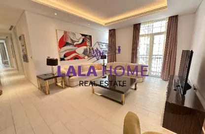 Apartment - 2 Bedrooms - 4 Bathrooms for rent in Floresta Gardens - Floresta Gardens - The Pearl Island - Doha Apartment - 2 Bedrooms - 4 Bathrooms for rent in Floresta Gardens - Floresta Gardens - The Pearl Island - Doha
