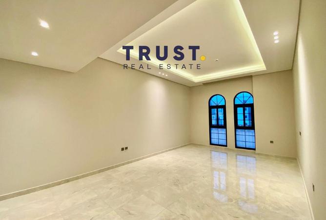 978196 - Property Image 2