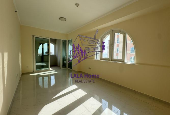 935339 - Property Image 2