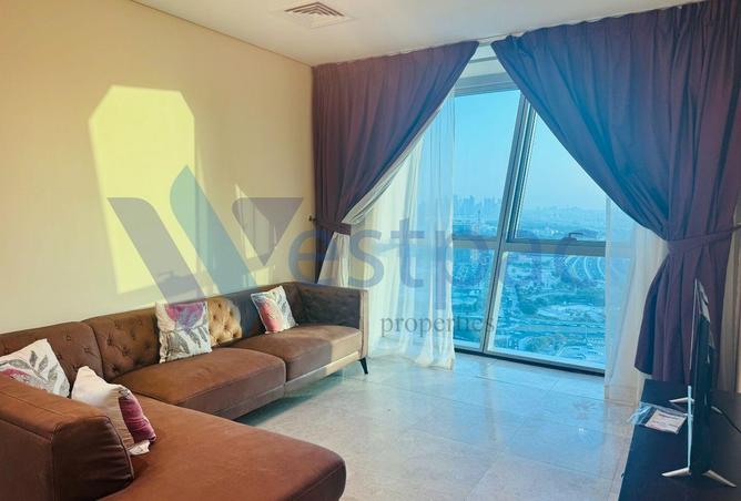 971385 - Property Image 3