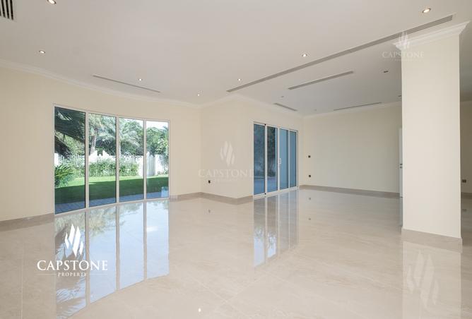 960744 - Property Image 3