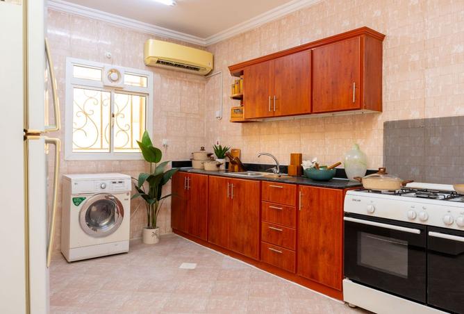 992346 - Property Image 3