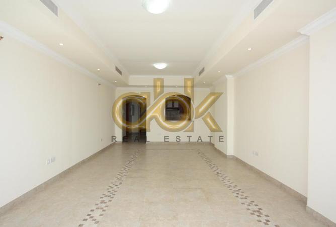 844088 - Property Image 2