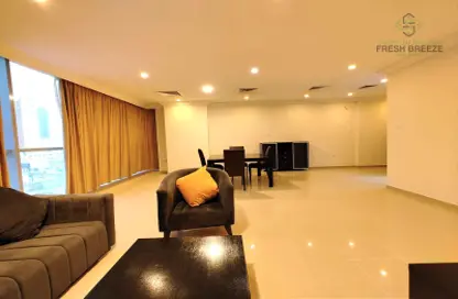 Apartment - 2 Bedrooms - 2 Bathrooms for rent in Al Aqaria Tower - Old Salata - Salata - Doha
