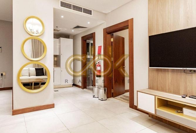 922640 - Property Image 2