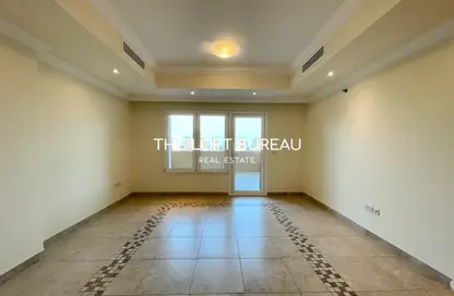 Apartment - 2 Bedrooms - 3 Bathrooms for rent in West Porto Drive - Porto Arabia - The Pearl Island - Doha
