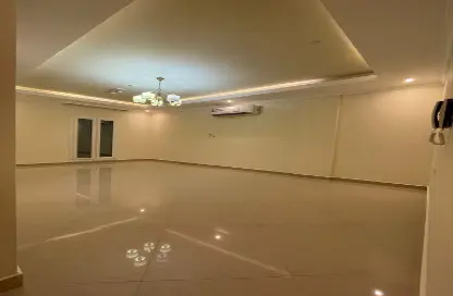 شقة - 2 غرف نوم - 2 حمامات للايجار في المنصورة - الدوحة