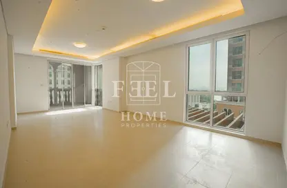 Empty Room image for: Apartment - 2 Bedrooms - 3 Bathrooms for sale in Viva Bahriyah - The Pearl Island - Doha, Image 1