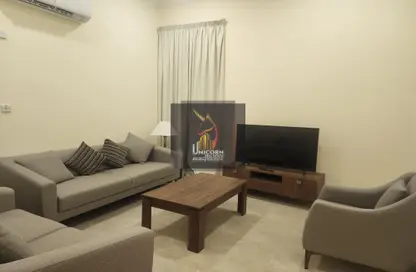 Apartment - 3 Bedrooms - 2 Bathrooms for rent in Umm Salal Ali - Umm Salal Ali - Doha