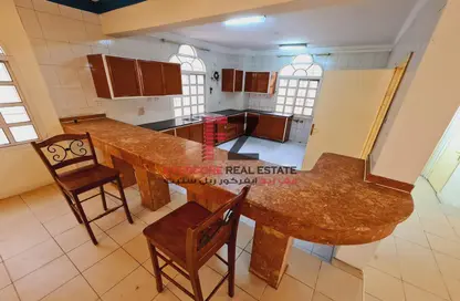 Dining Room image for: Compound - 4 Bedrooms - 4 Bathrooms for rent in Old Airport Road - Old Airport Road - Doha, Image 1
