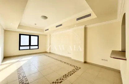 Apartment - 1 Bedroom - 2 Bathrooms for rent in East Porto Drive - Porto Arabia - The Pearl Island - Doha