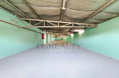 Warehouse - Studio - 2 Bathrooms for rent in Industrial Area 1 - Industrial Area - Doha