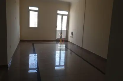 Apartment - 3 Bedrooms - 3 Bathrooms for rent in Royal Plaza - Al Sadd - Doha