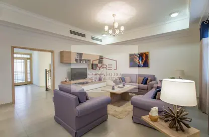 Living Room image for: Apartment - 2 Bedrooms - 3 Bathrooms for rent in Wadi Al Markh - Muraikh - AlMuraikh - Doha, Image 1