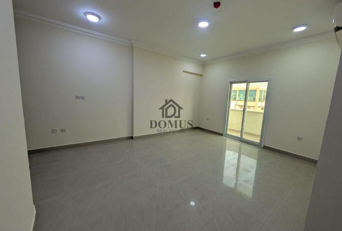 909558 - Property Image 3