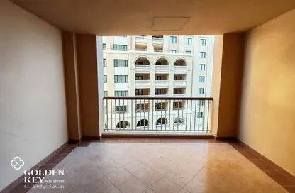 Apartment - 1 Bedroom - 2 Bathrooms for rent in East Porto Drive - Porto Arabia - The Pearl Island - Doha