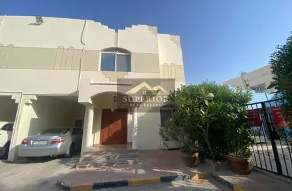 Villa - 4 Bedrooms - 3 Bathrooms for rent in OqbaBin Nafie Steet - Old Airport Road - Doha