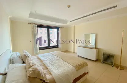 Apartment - 1 Bedroom - 2 Bathrooms for rent in Tower 19 - Porto Arabia - The Pearl Island - Doha