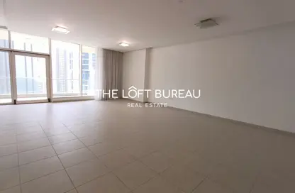 Apartment - 3 Bedrooms - 4 Bathrooms for rent in West Bay Tower - West Bay - West Bay - Doha