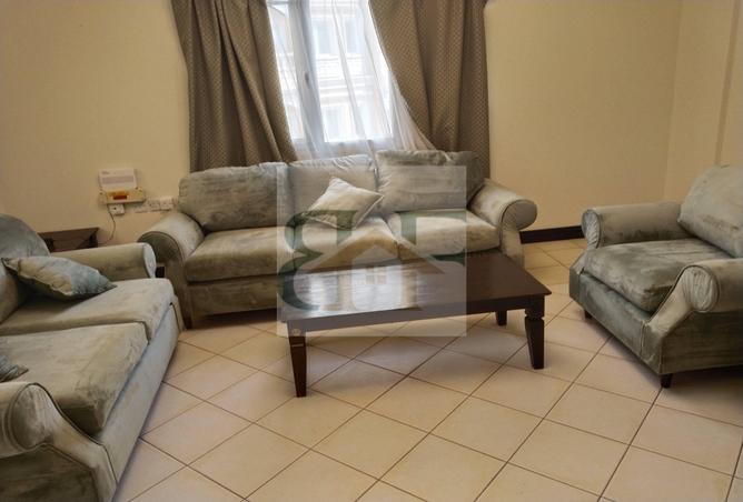 953170 - Property Image 2