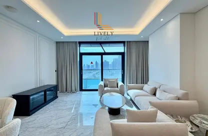 Apartment - 2 Bedrooms - 3 Bathrooms for rent in Marina Tower 02 - Marina District - Lusail