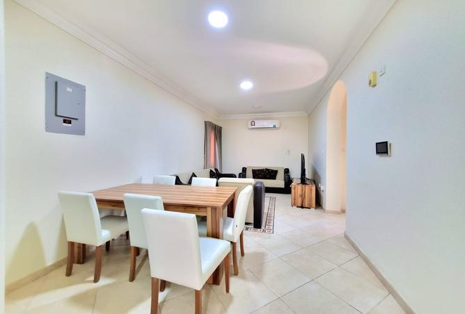 938348 - Property Image 2