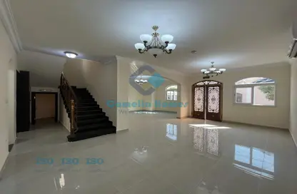 Empty Room image for: Compound - 4 Bedrooms - 4 Bathrooms for rent in Wadi Al Shaheeniya Street - Ain Khaled - Doha, Image 1