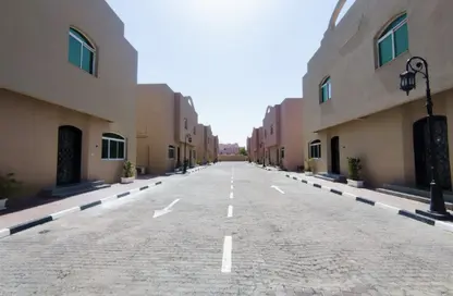 فيلا - 3 غرف نوم - 3 حمامات للايجار في فلل عين خالد - عين خالد - الدوحة