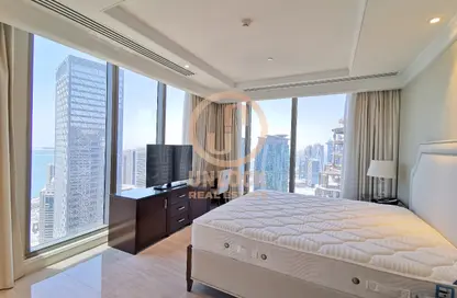 Apartment - 3 Bedrooms - 3 Bathrooms for rent in West Bay Tower - West Bay - West Bay - Doha