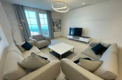 Apartment - 2 Bedrooms - 3 Bathrooms for rent in Floresta Gardens - Floresta Gardens - The Pearl Island - Doha