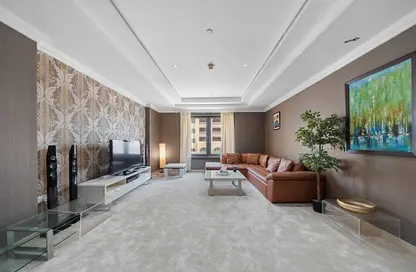 Apartment - 1 Bedroom - 2 Bathrooms for rent in West Porto Drive - Porto Arabia - The Pearl Island - Doha