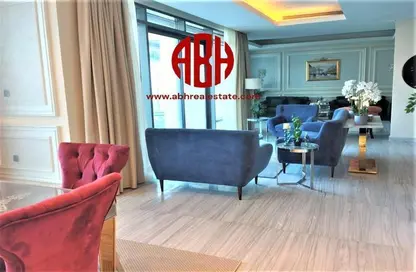 Villa - 5 Bedrooms - 5 Bathrooms for rent in Abraj Bay - Abraj Quartiers - The Pearl Island - Doha
