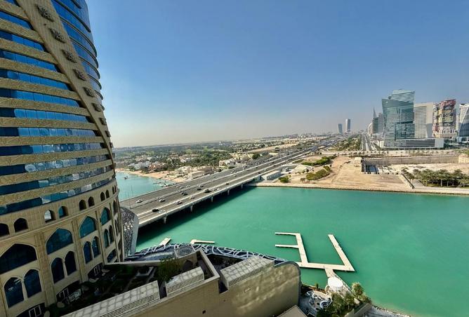 956133 - Property Main Image