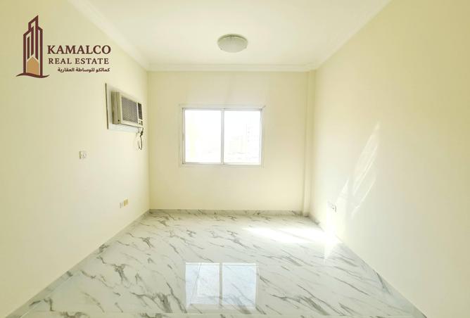 966460 - Property Image 2