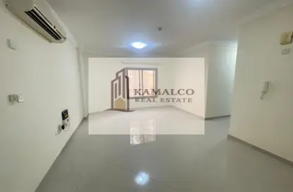 Apartment - 3 Bedrooms - 2 Bathrooms for rent in Fereej Bin Mahmoud North - Fereej Bin Mahmoud - Doha