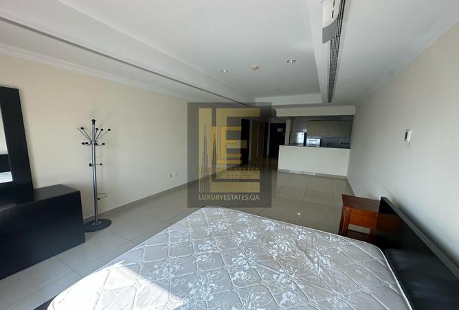 812749 - Property Image 3
