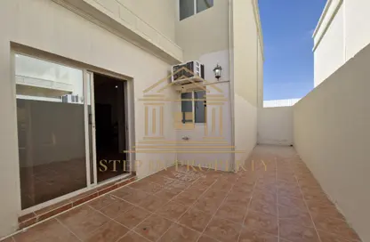 فيلا - 3 غرف نوم - 3 حمامات للايجار في شارع الوعب - الوعب - الدوحة