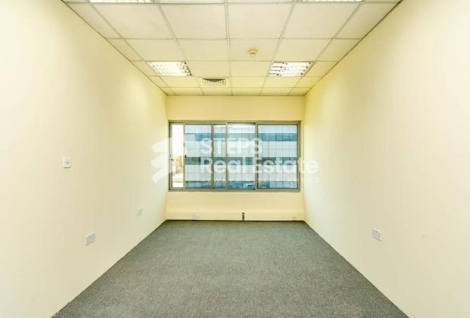 995389 - Property Image 3