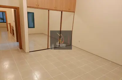 Compound - 4 Bedrooms - 5 Bathrooms for rent in Al Markhiya Street - Al Markhiya - Doha