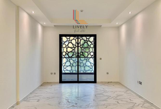 940850 - Property Image 3