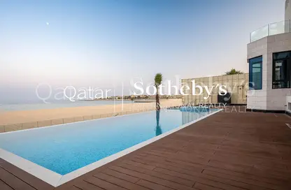 Villa - 7+ Bedrooms - 7+ Bathrooms for sale in The Pearl Island - Doha