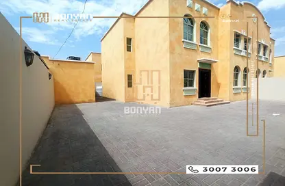 Villa - 4 Bedrooms - 5 Bathrooms for rent in Ain Khaled Villas - Ain Khaled - Doha