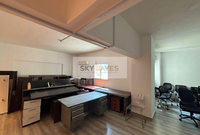 946387 - Property Image 3