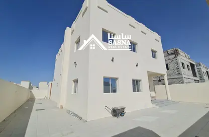 Villa - 6 Bedrooms - 7 Bathrooms for rent in Ain Khaled - Doha