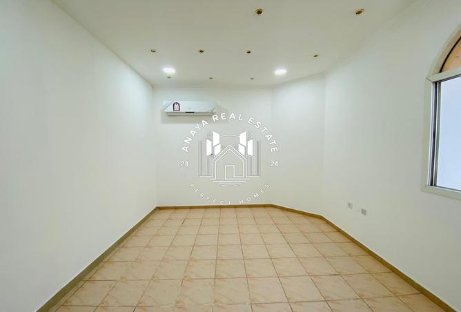 980541 - Property Image 2